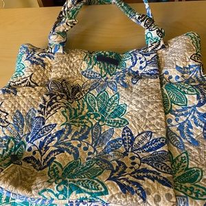 Vera Bradley large tote